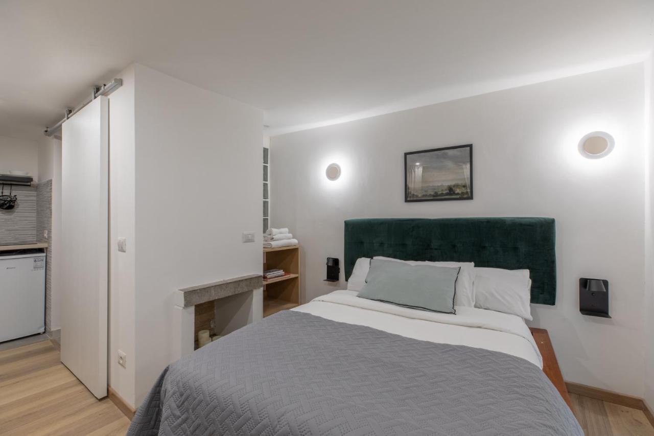 Comfy Studio X2 - Trastevere District! ローマ エクステリア 写真